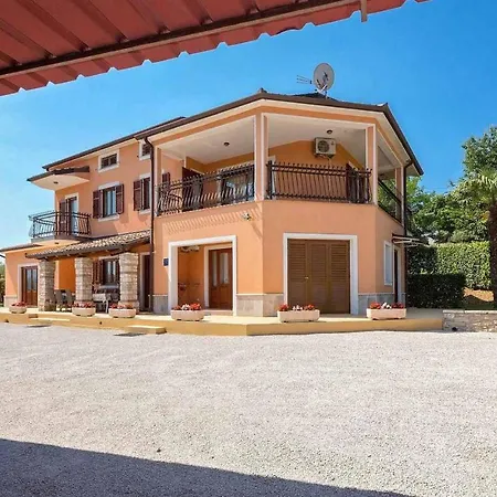 House Parenzana Vižinada